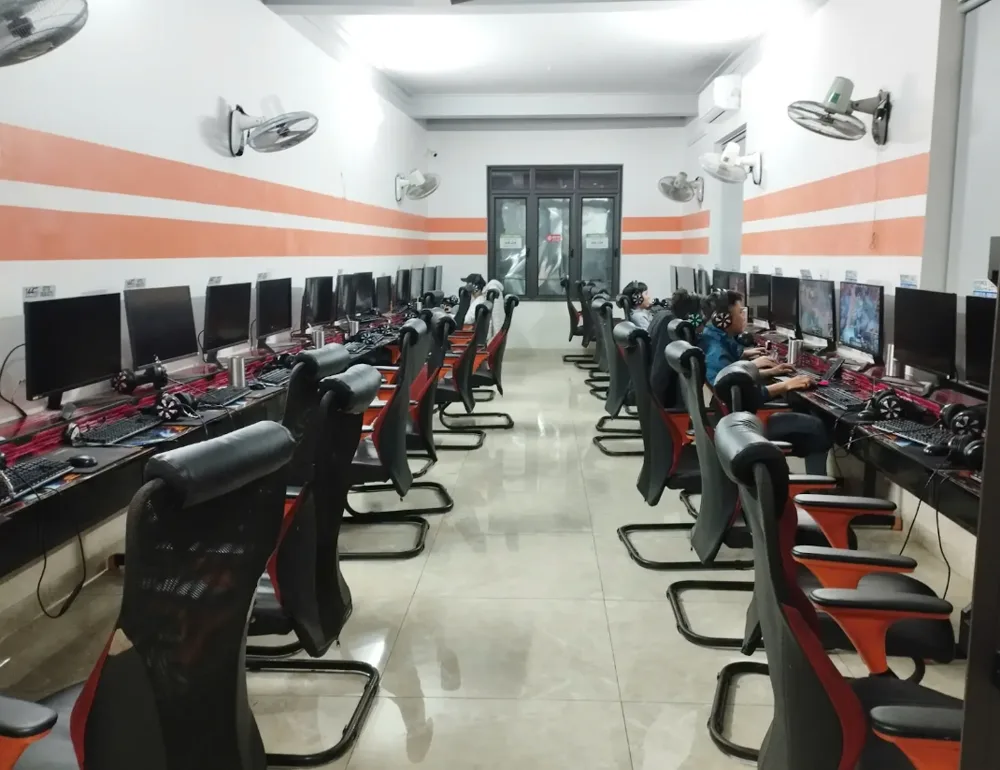 Phòng máy Trường Sơn Gaming