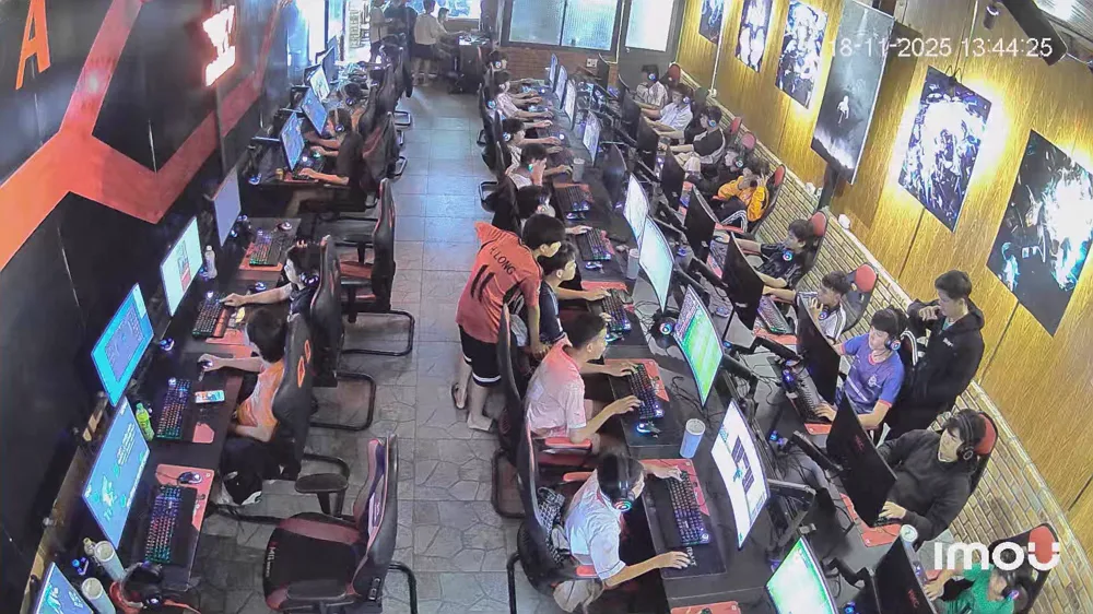 Phòng máy T1 Gaming