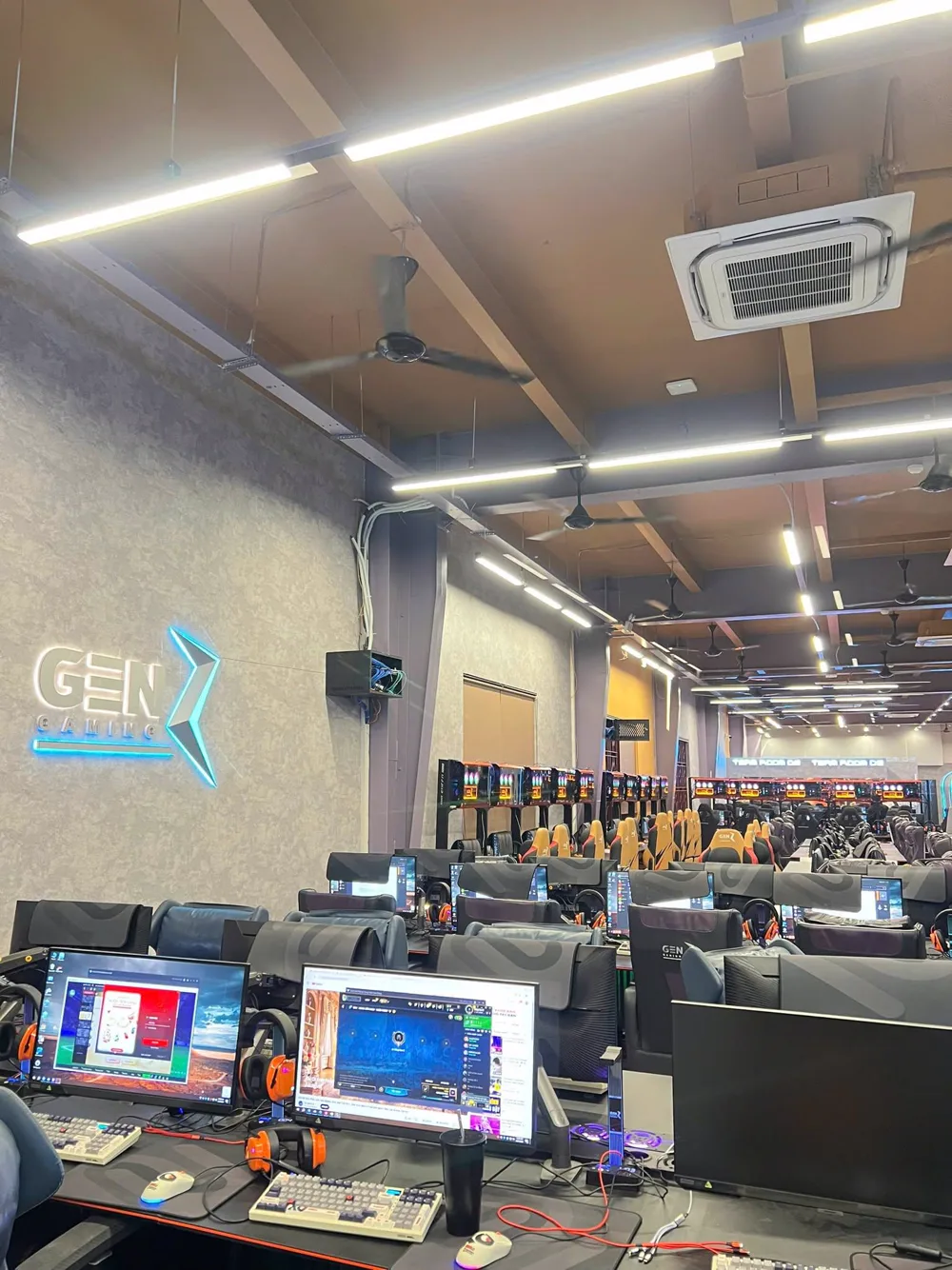 Phòng máy GenZ Gaming Stadium Hải Phòng