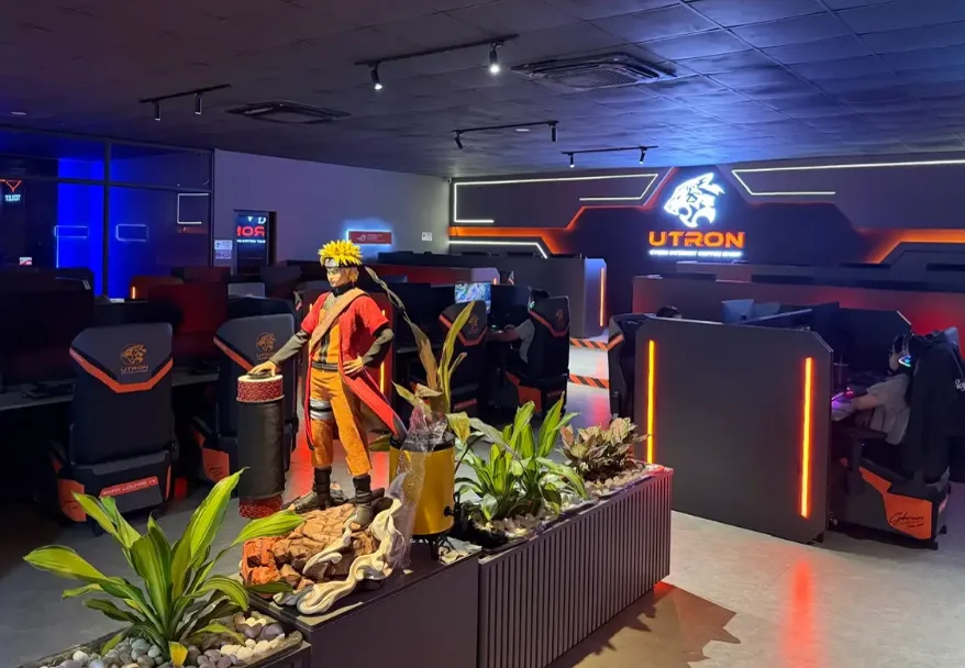 Phòng máy UTRON CYBERCORE