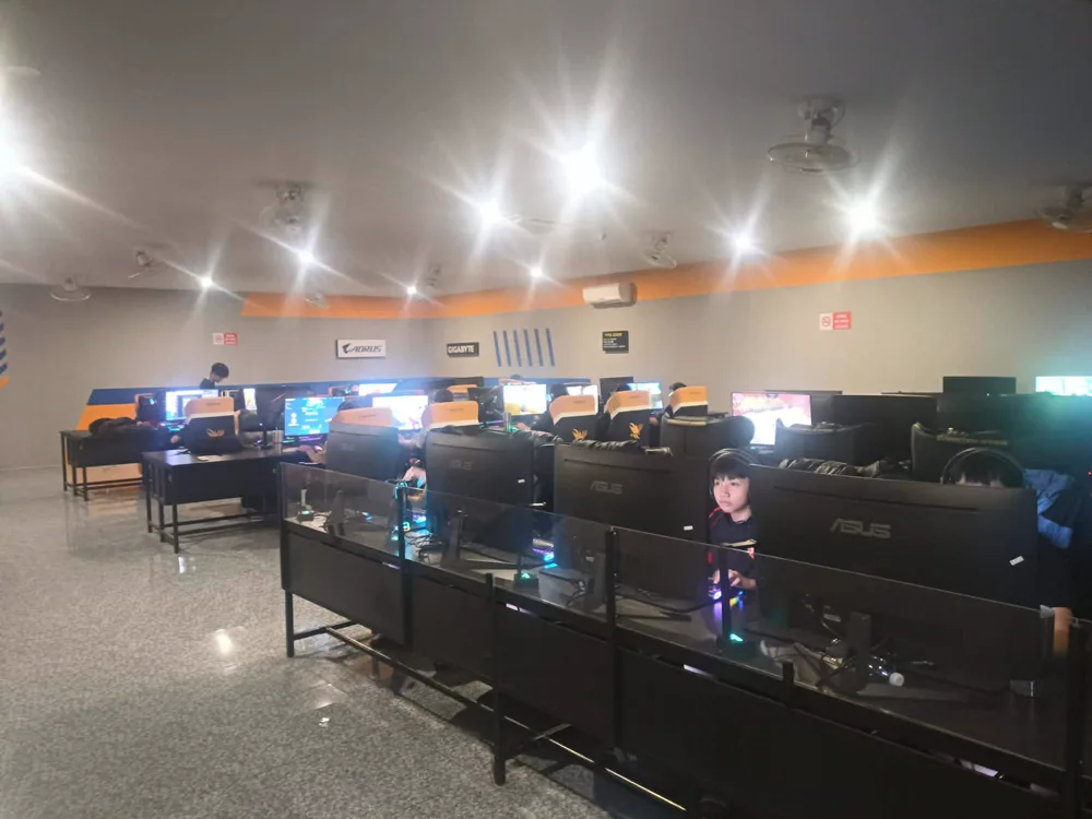 Phòng máy DC Gaming