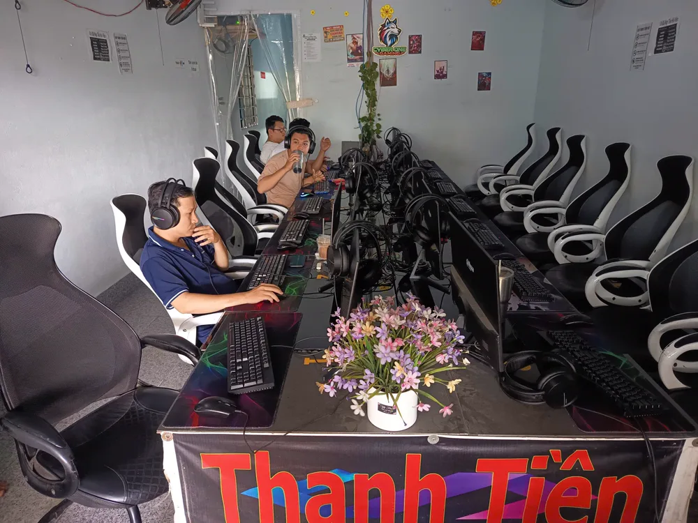 Phòng máy Cyber One