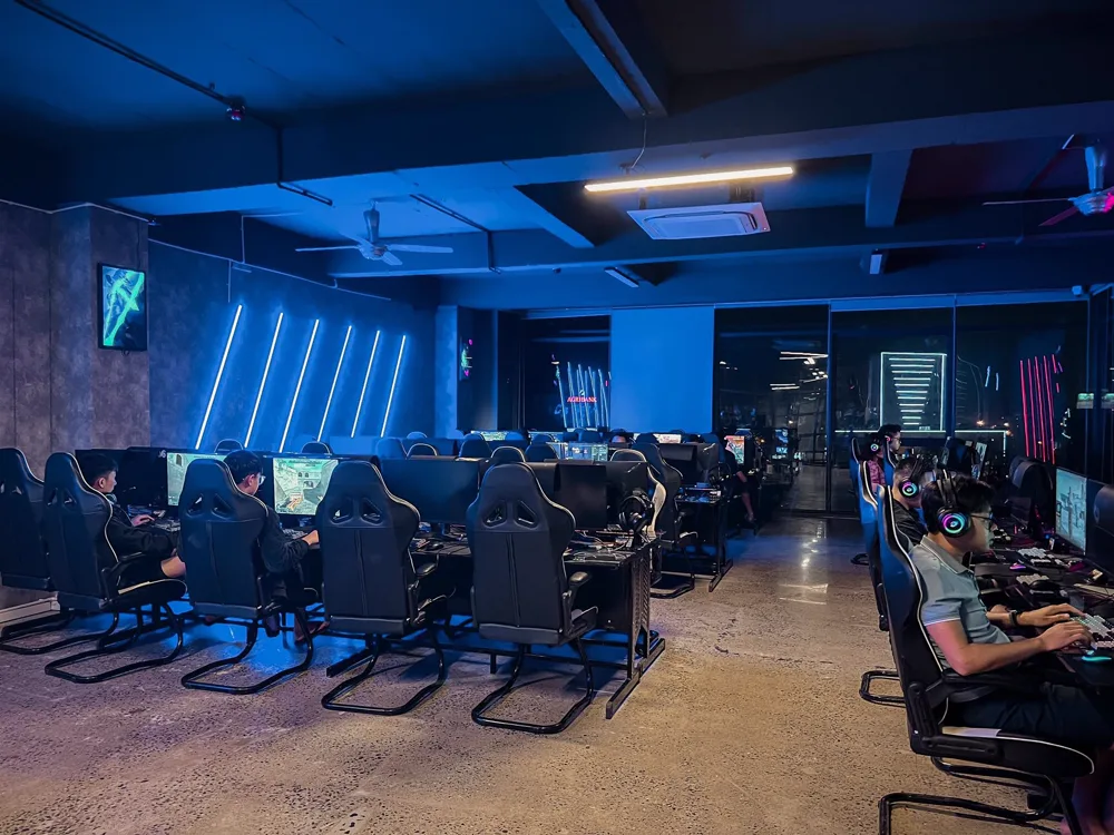 Phòng máy OZONE GAMING SƠN LA
