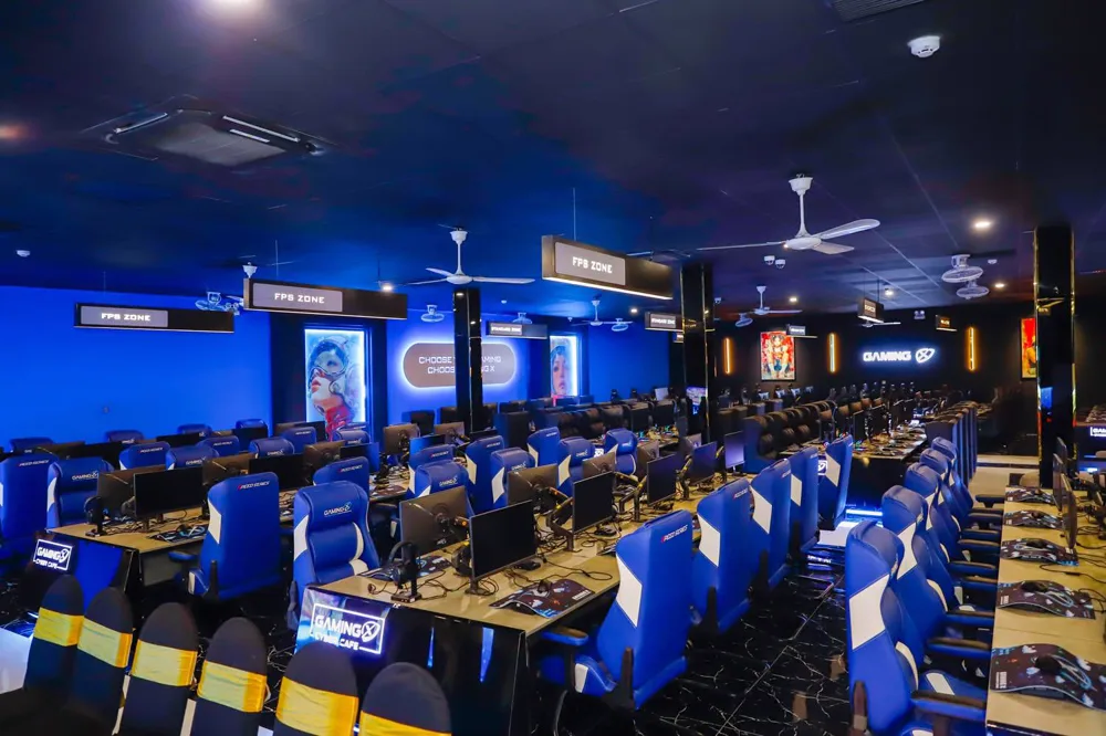 Phòng máy Gaming X Quang Trung