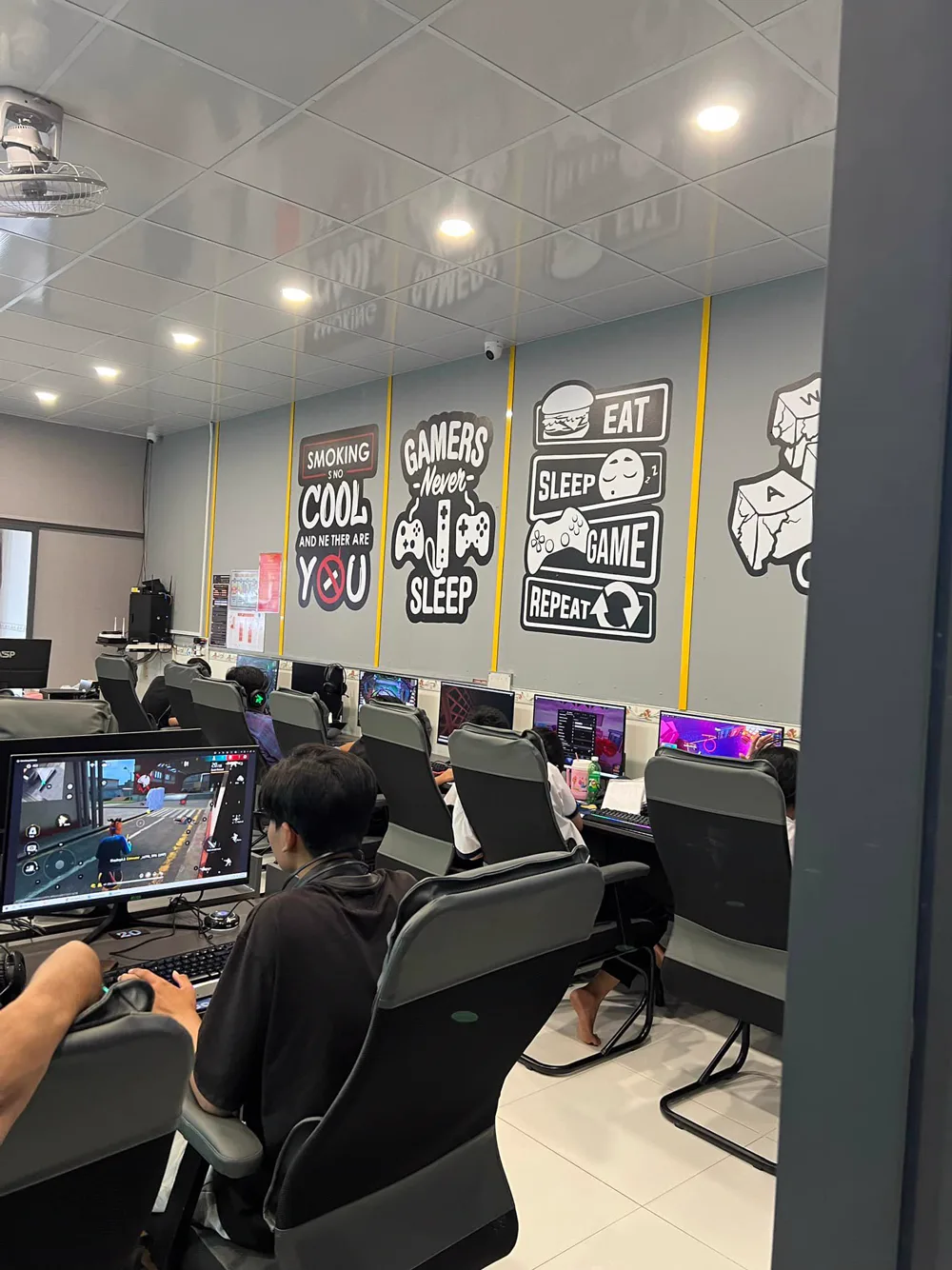 Phòng máy Hưng Gaming