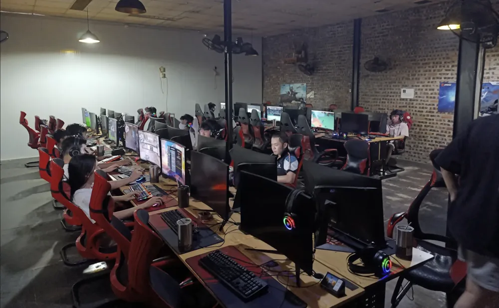 Phòng máy KING TITAN GAMING