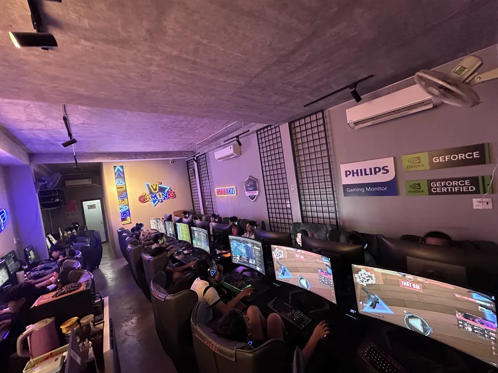 Phòng máy V GAMING