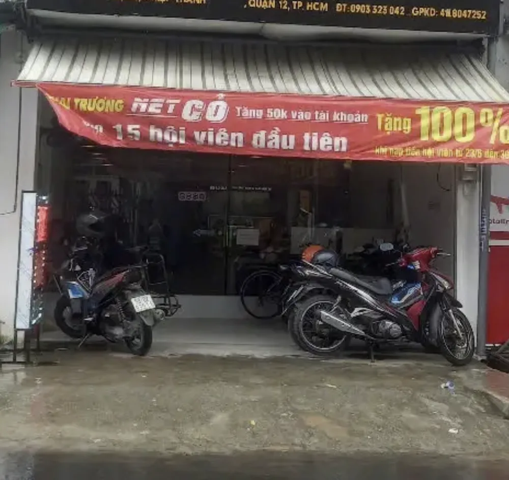 Phòng máy Net Cỏ