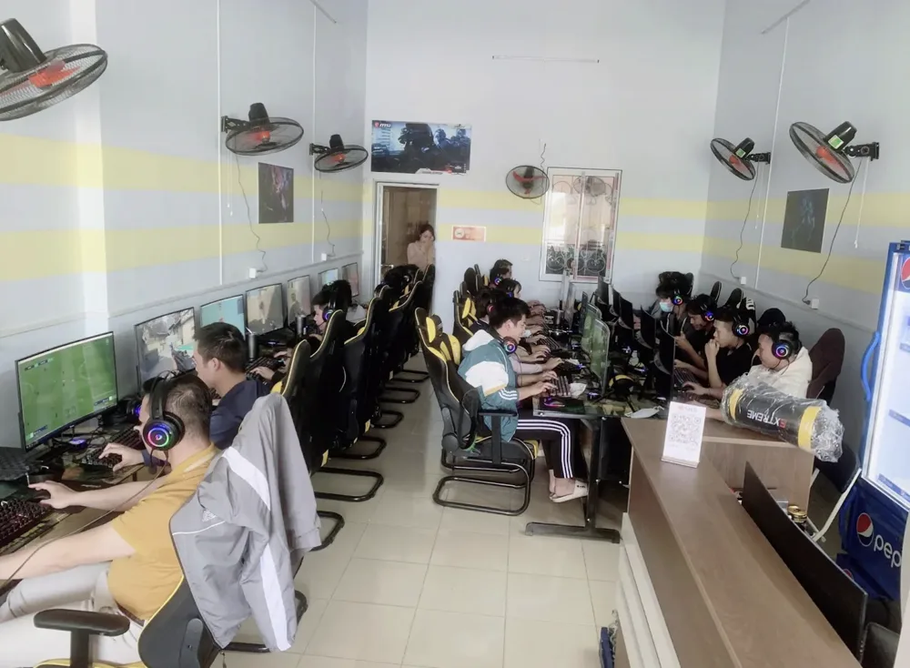 Phòng máy DAXUA GAMING
