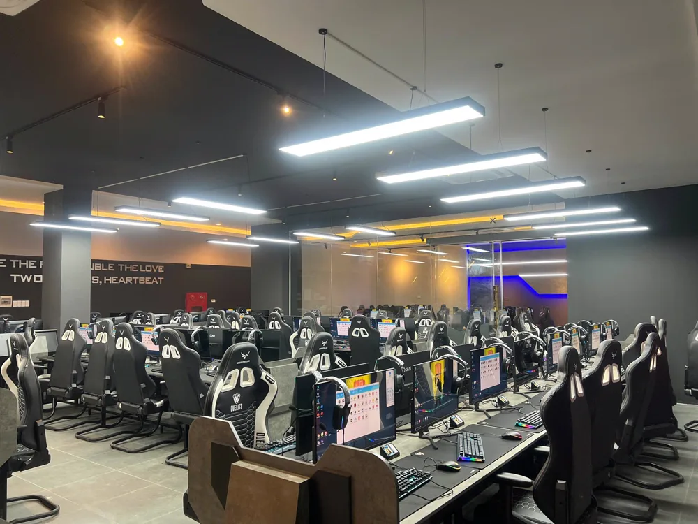 Phòng máy HPC Gaming House