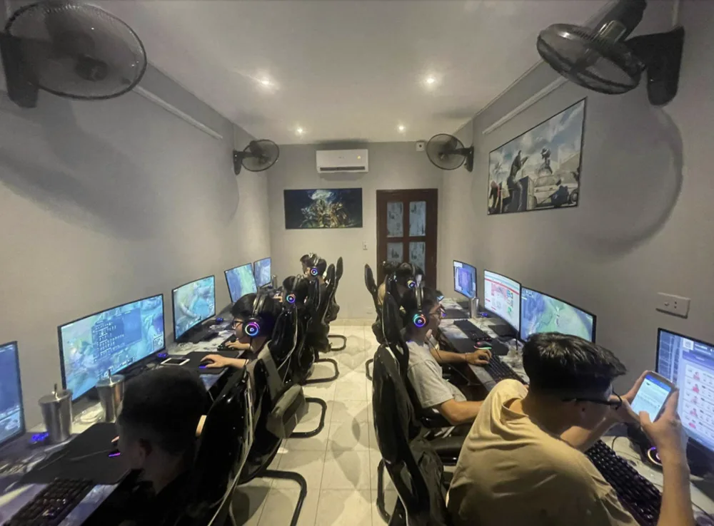 Phòng máy LION GAMING