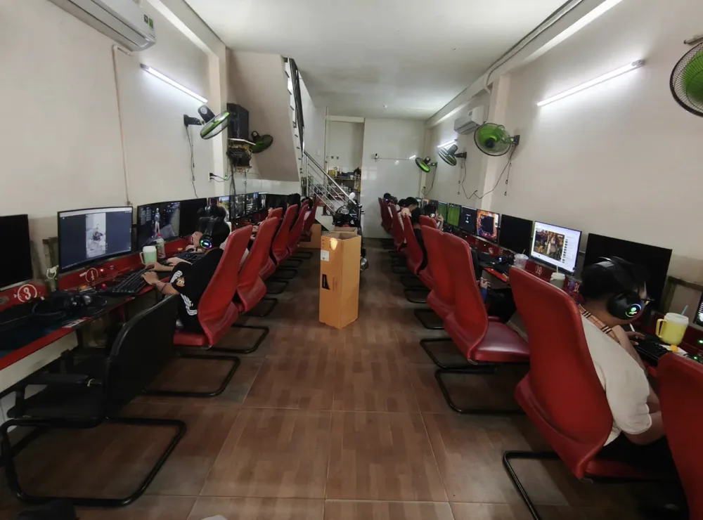Phòng máy Net Kim Chi