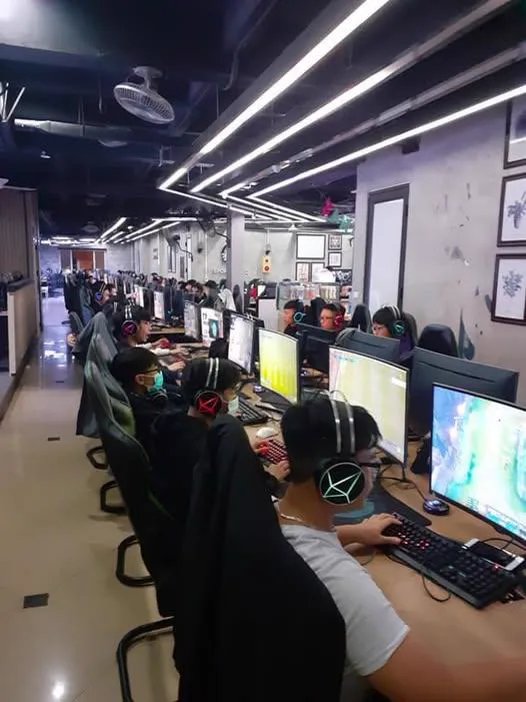 Phòng máy Net100