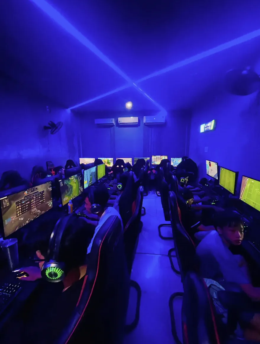 Phòng máy Hero Cyber Game