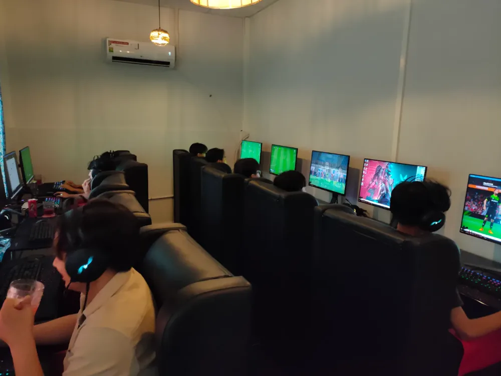 Phòng máy Trung Gaming