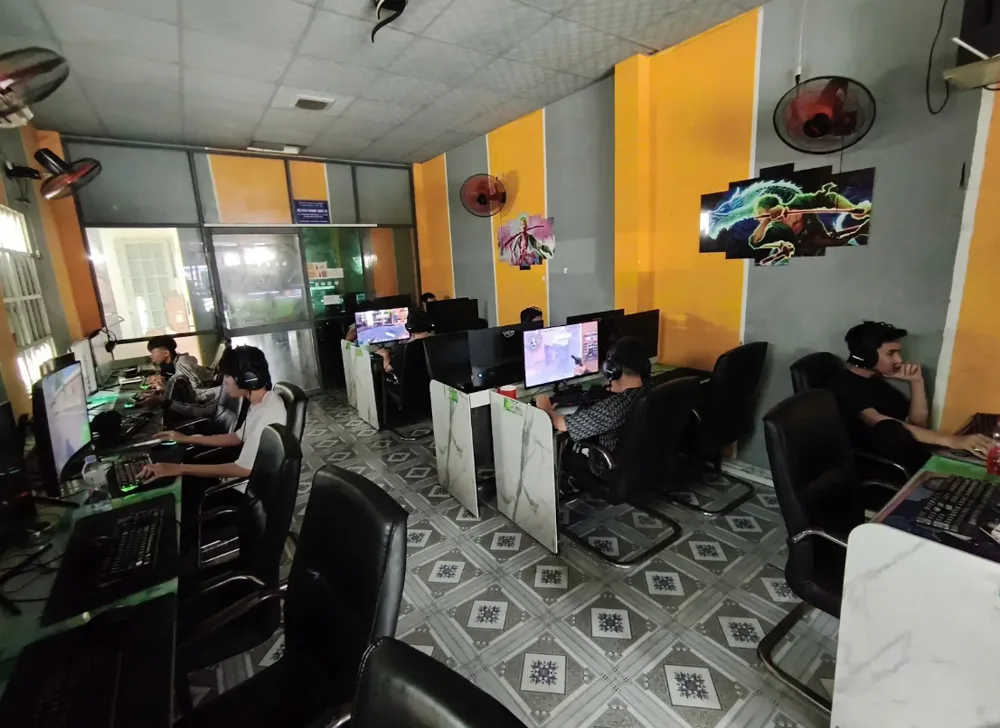 Phòng máy Game 24h