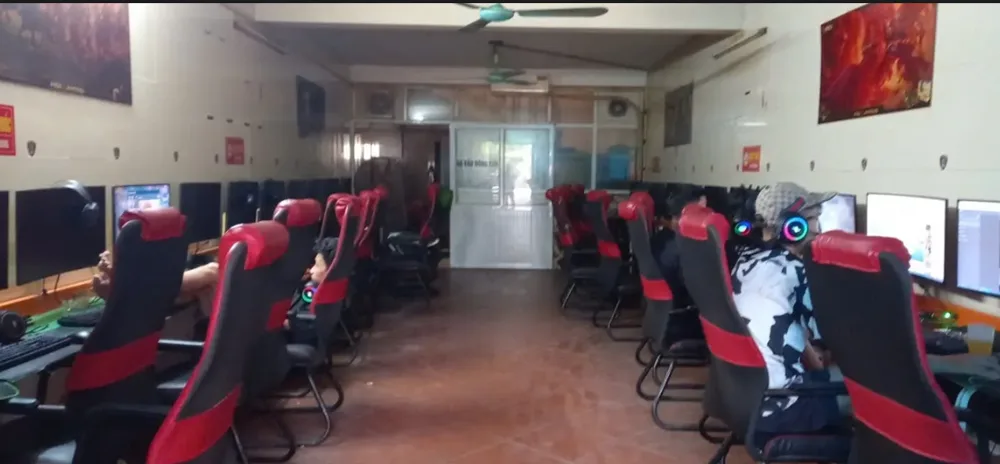 Phòng máy Net Thò Tô