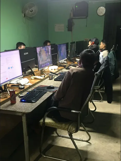 Phòng máy Sơn Nguyệt Gaming