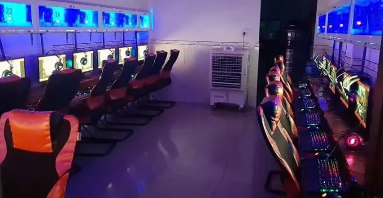 Phòng máy Blue Net