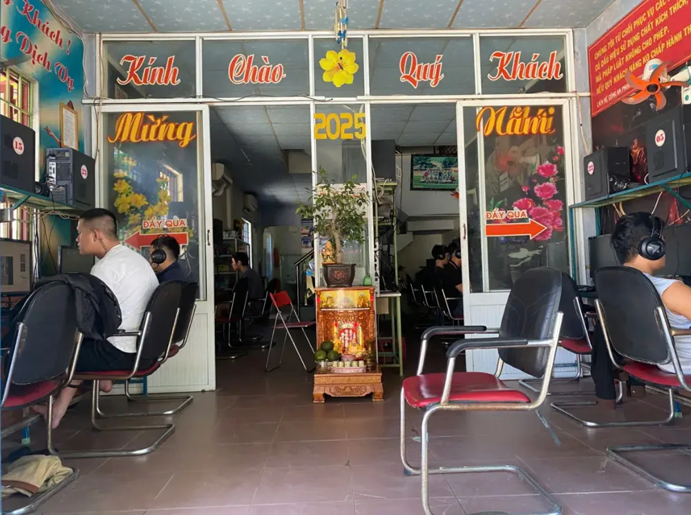 Phòng máy Net Khoa Nguyễn